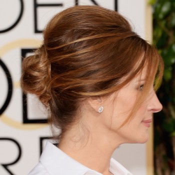 julia-roberts-beehive-bun-at-golden-globes-2014-celebrity-hairstyles