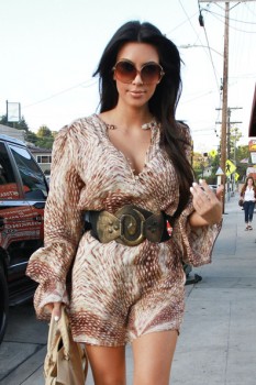 Kim+Kardashian+Belts+Oversized+Belt+vr7wSAdzcbZl